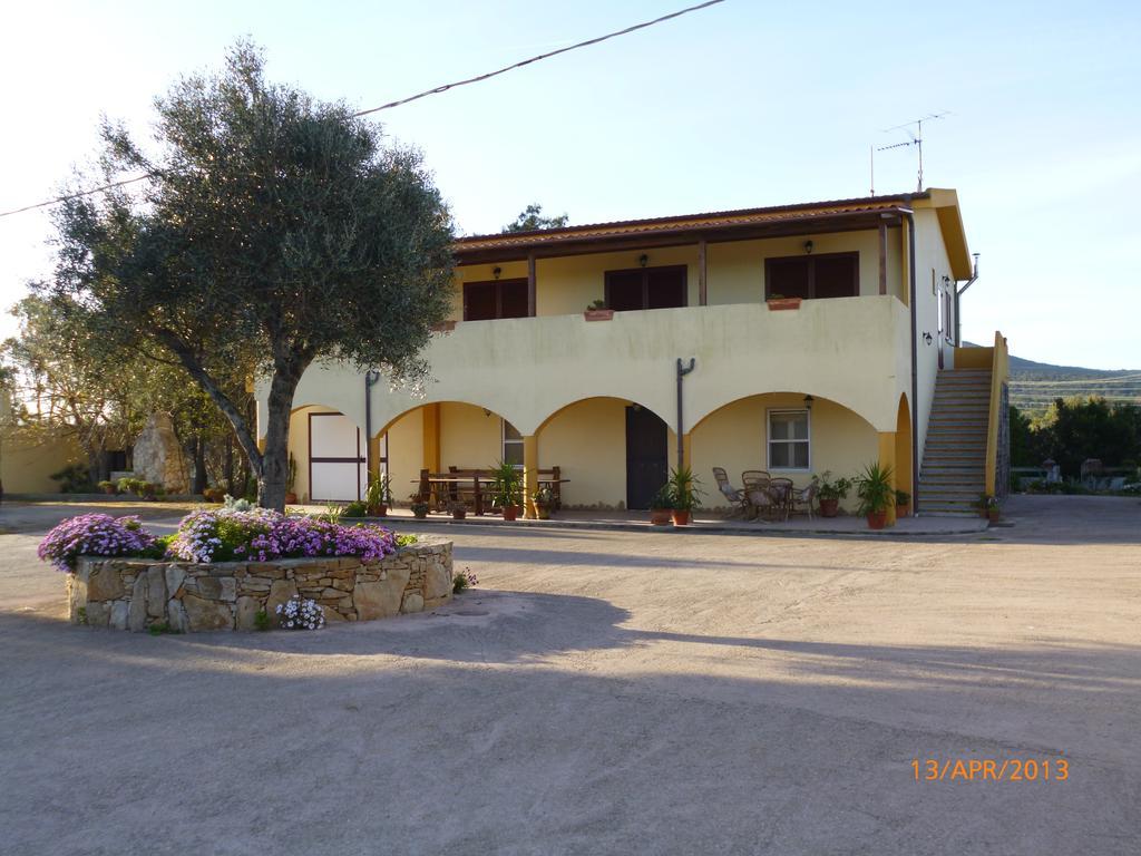 Agriturismo Cuile De Molino Porto Torres Exterior photo